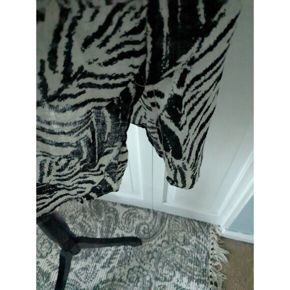 Cynthia Rowley Linen Tunic Top Womens 2X Tropical Botanical Print Black Cream - Picture 10 of 11